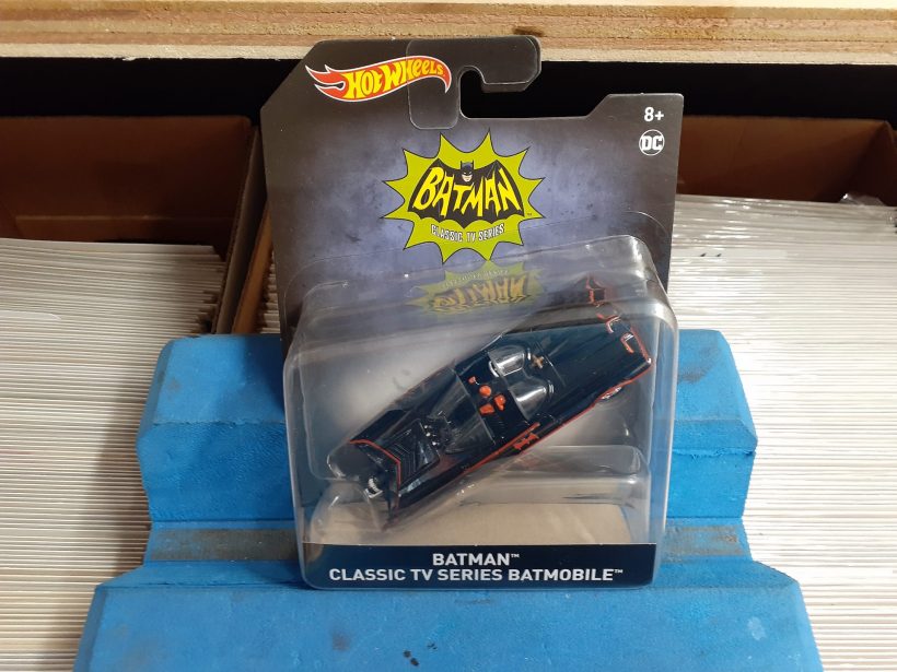 hot wheels bat mobile