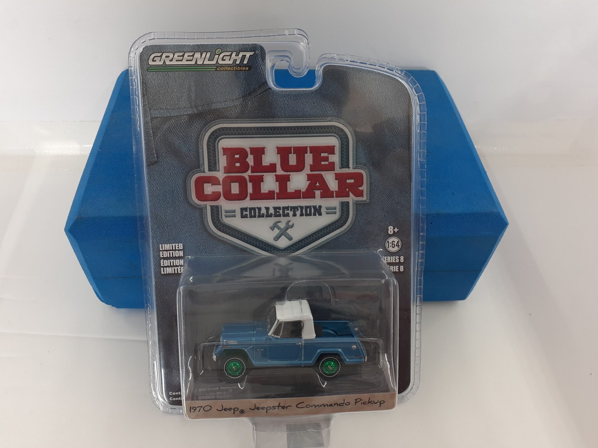 Greenlight 1:64 1970 Jeep jeepster Commando Pickup in Light Blue without Roof） 