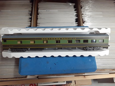 HO AHM 6284 NP Northern Pacific Duplex Sleeper 5031 Smooth Side Passenger Car MW for sale online